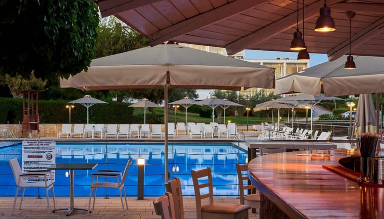 Nautica Bay Hotel