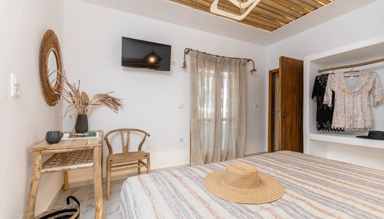 Naxian Serenity Suites - Αγία Άννα, Νάξος