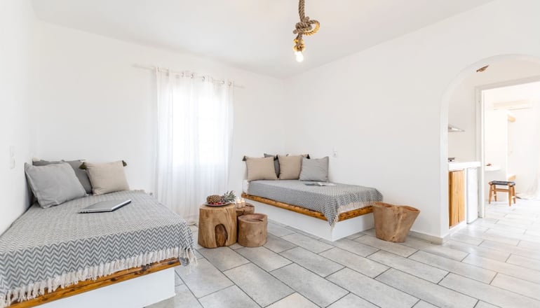 Naxian Serenity Suites - Αγία Άννα, Νάξος