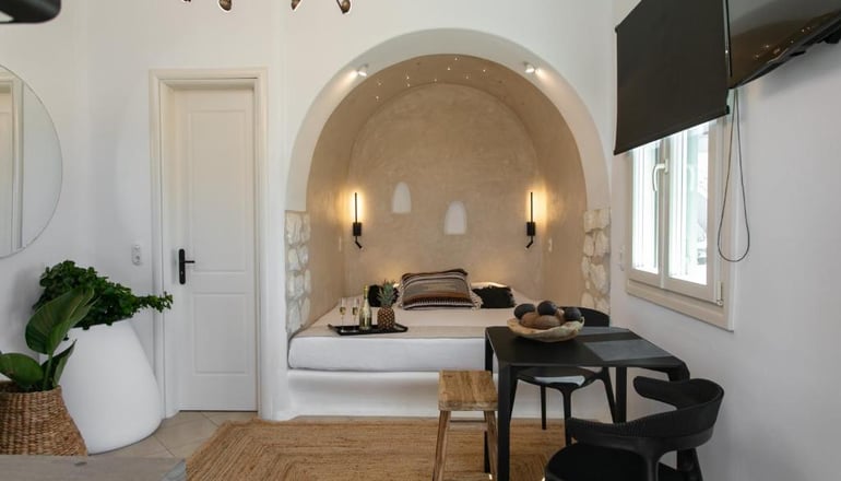 Naxos Euphoria Suites