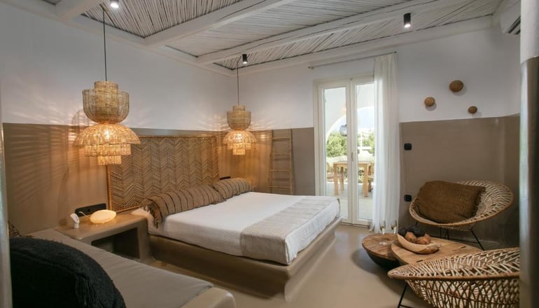 Naxos Euphoria Suites