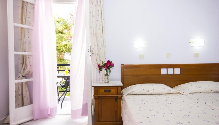 Naxos Holidays Hotel