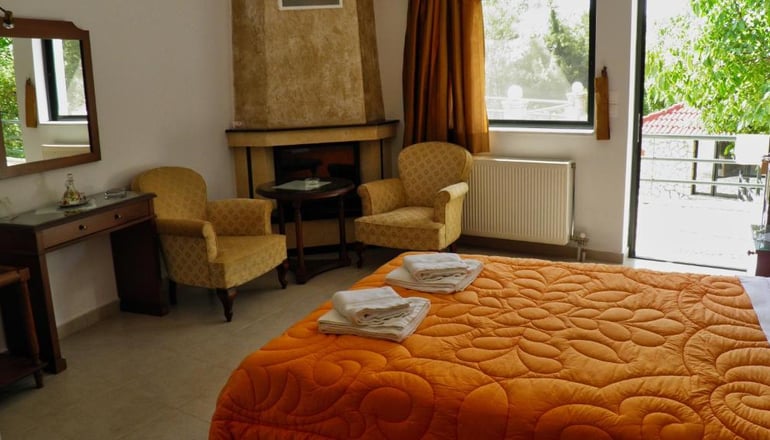 Nefeles Hotel