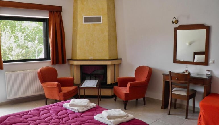 Nefeles Hotel