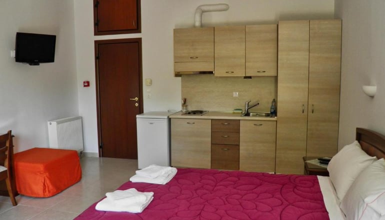 Nefeles Hotel