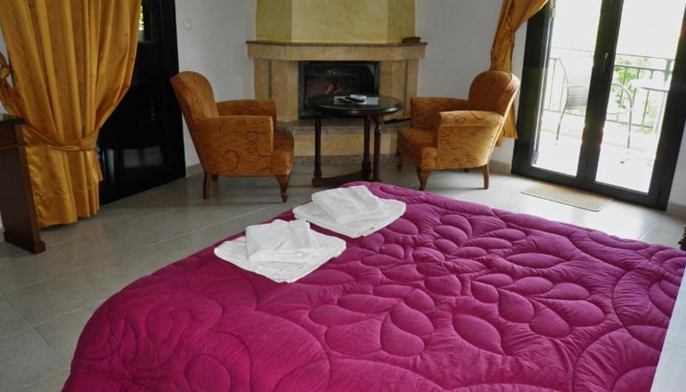 Nefeles Hotel