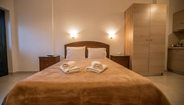 Nefeles Hotel