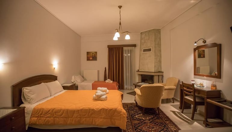 Nefeles Hotel