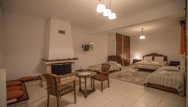 Nefeles Hotel