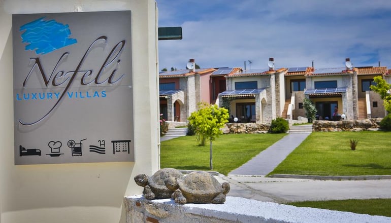 Nefeli Villas & Suites