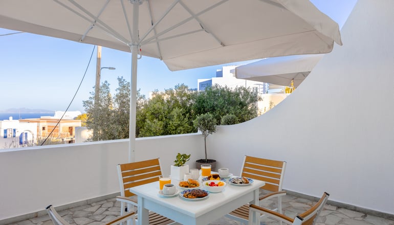 Nevma Suites - Φηροστεφάνι, Σαντορίνη