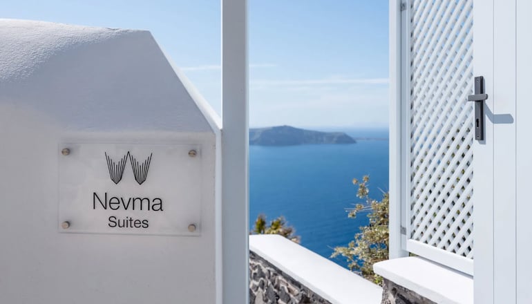 Nevma Suites - Φηροστεφάνι, Σαντορίνη