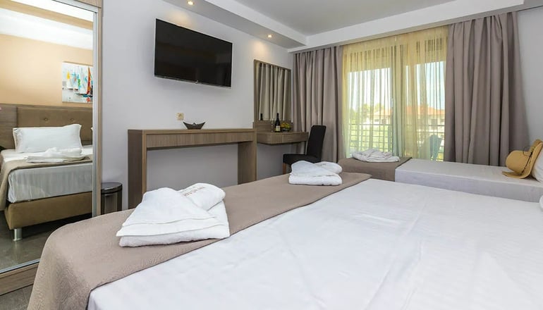 New Story Luxury Suites - Ποσείδι, Χαλκιδική