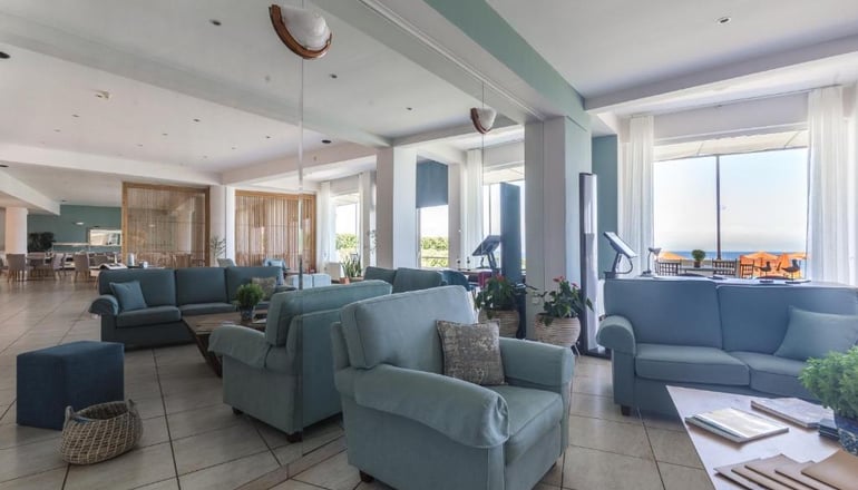 Niforeika Beach Hotel & Bungalows