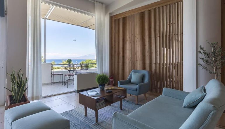 Niforeika Beach Hotel & Bungalows