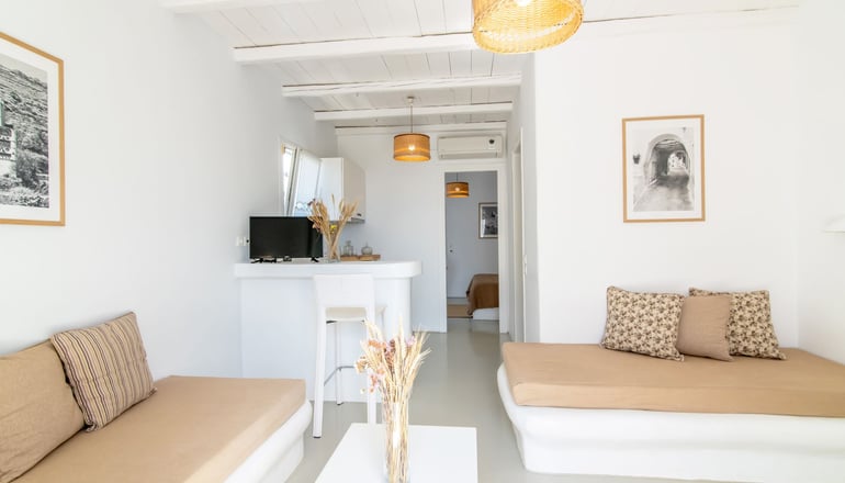 Ninemia Suites Tinos & Open air Spa
