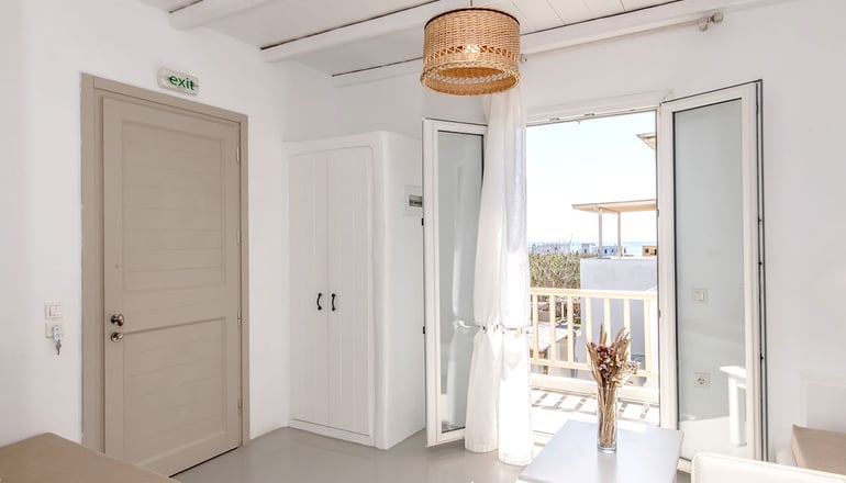 Ninemia Suites Tinos & Open air Spa