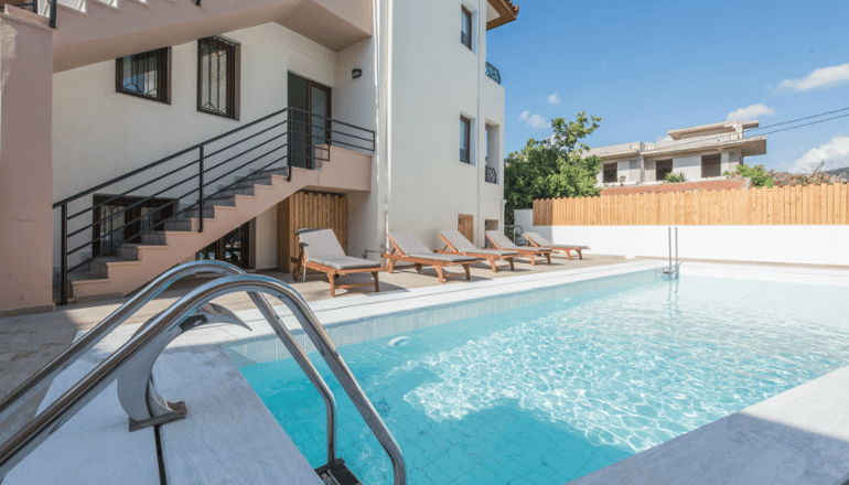 Niriedes-Dionyssos Village