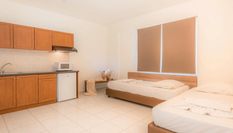 Niriedes-Dionyssos Village