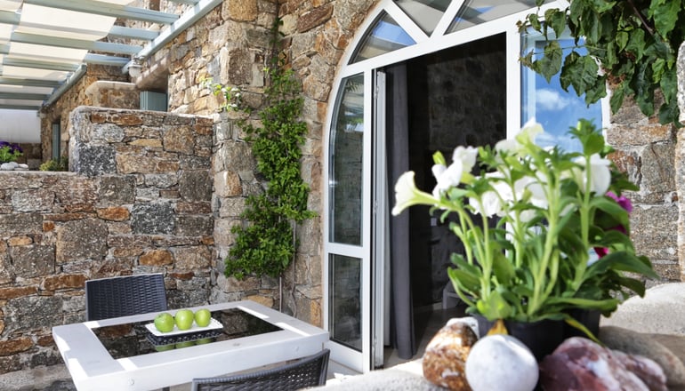 Niriides Homes & Villas