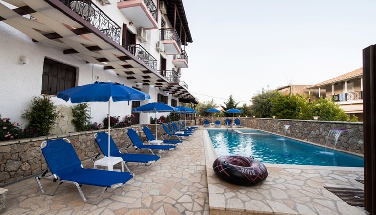 Nostos Hotel