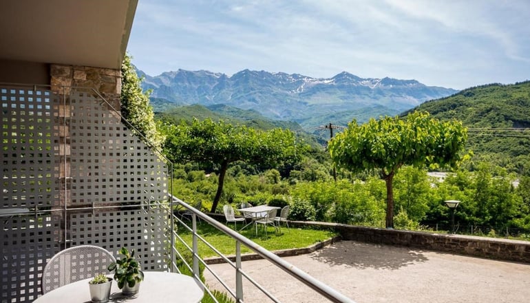 Gefiri Plakas Hotel - Τζουμέρκα