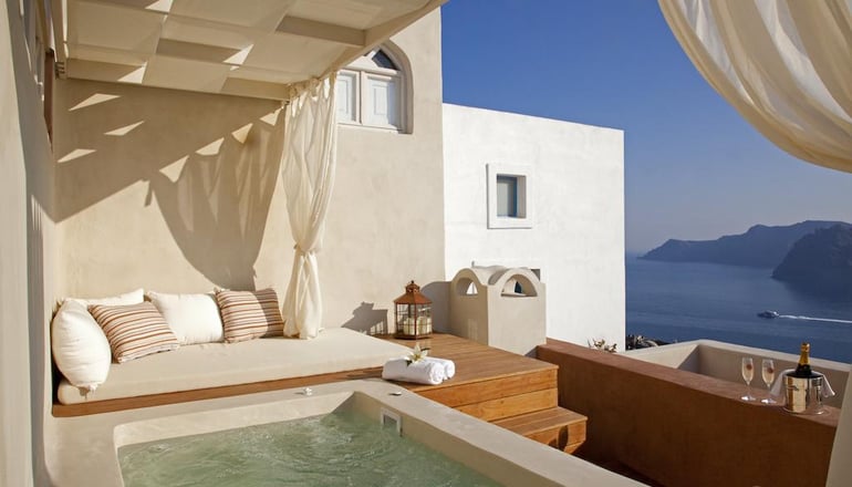 Oia Mansion