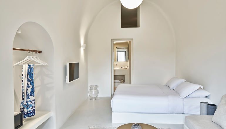4* Old Castle - Οία, Σαντορίνη