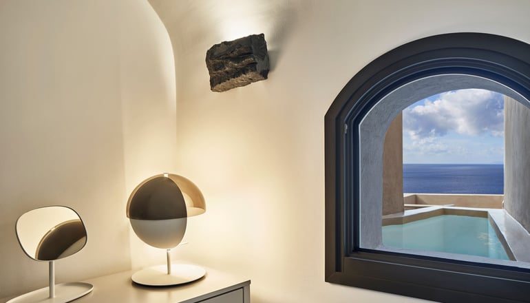 4* Old Castle - Οία, Σαντορίνη