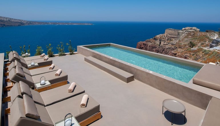 4* Old Castle - Οία, Σαντορίνη