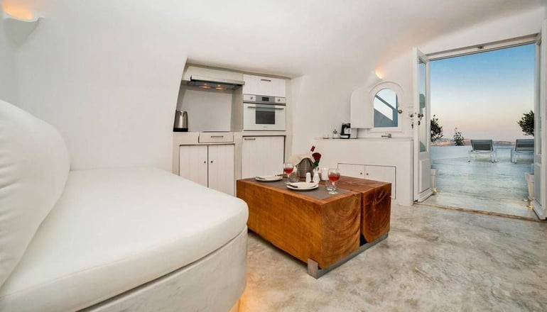 Olea Cave House Santorini