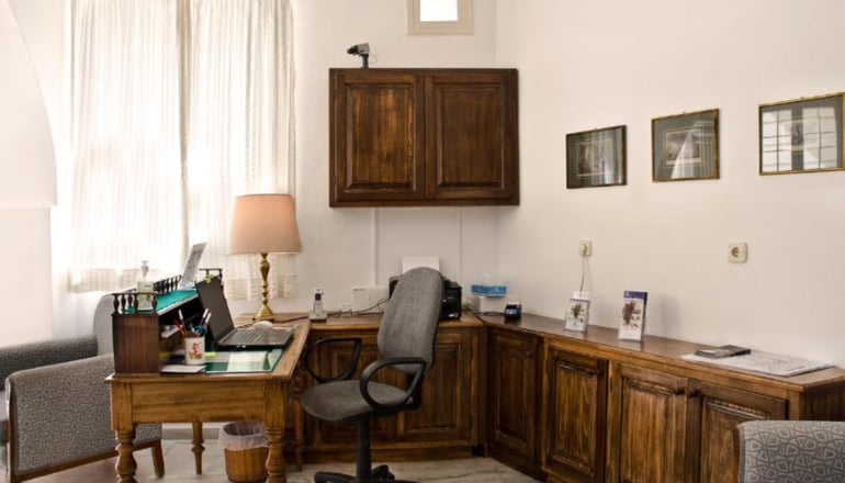 Omiros Hotel - Ερμούπολη, Σύρος