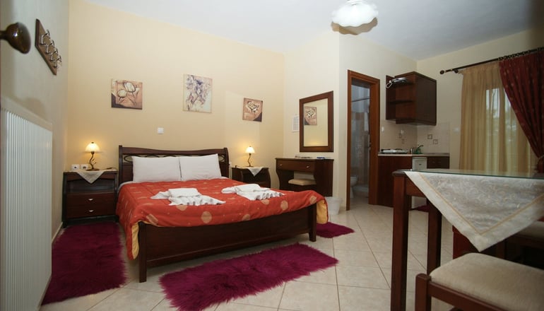 Orama Hotel & Suites