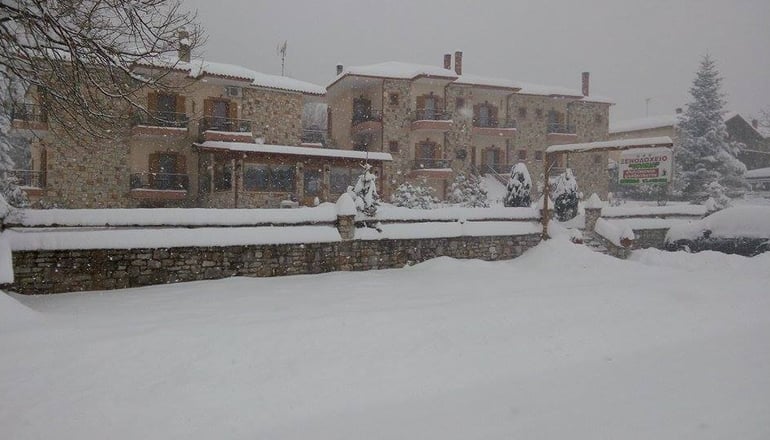Orama Hotel & Suites