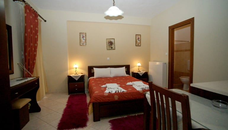 Orama Hotel & Suites