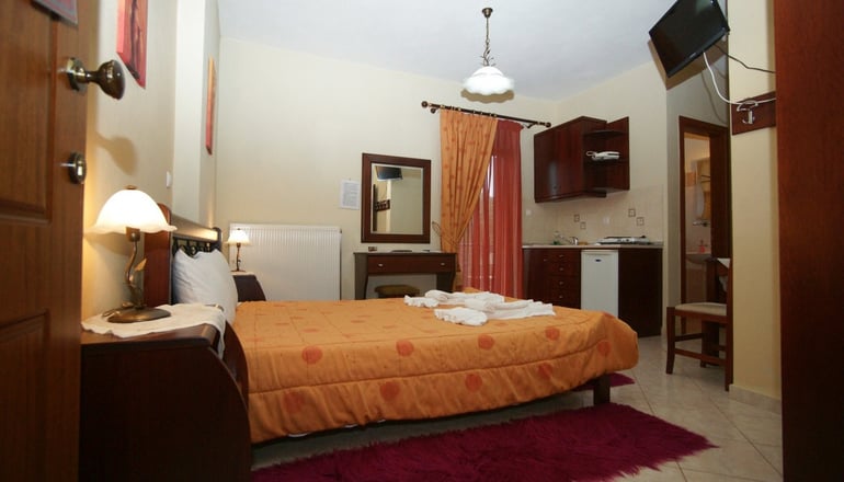 Orama Hotel & Suites