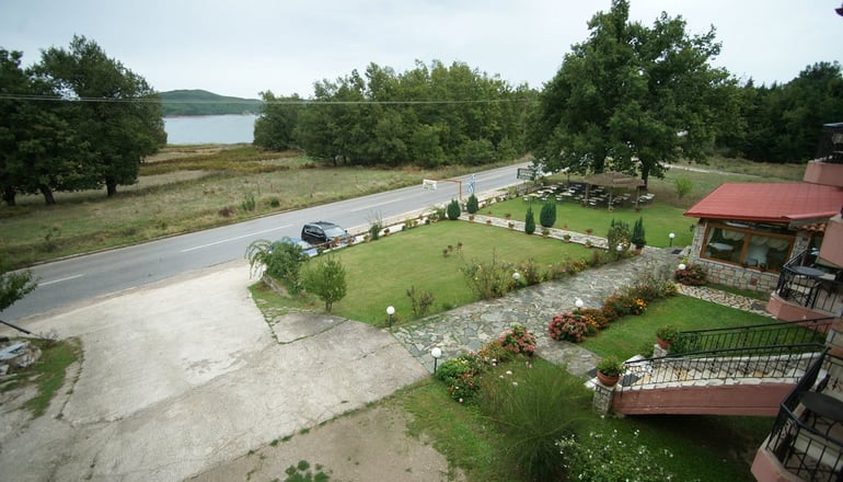 Orama Hotel & Suites
