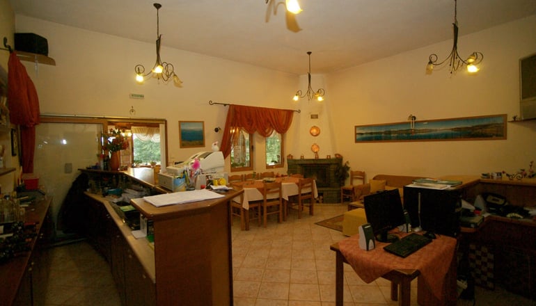 Orama Hotel & Suites