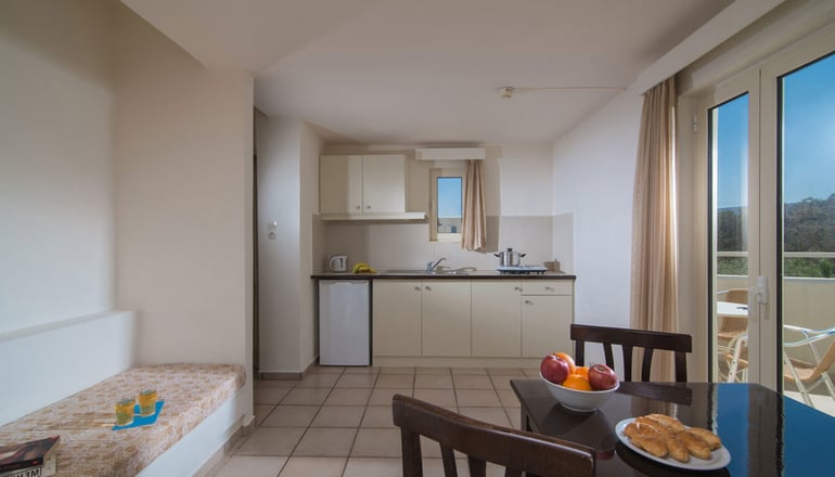 Ourania Apartments - Κάτω Γούβες, Κρήτη