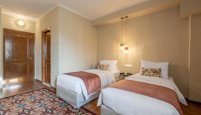 Ξενώνας Παιώνια