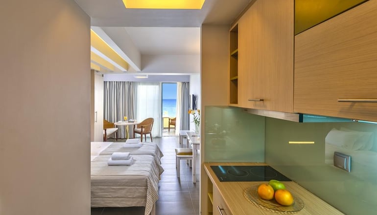 Palm Beach Hotel Apartments