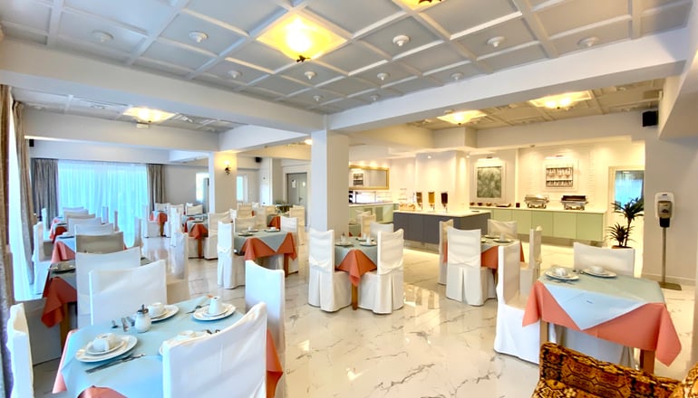 Paloma Blanca Hotel