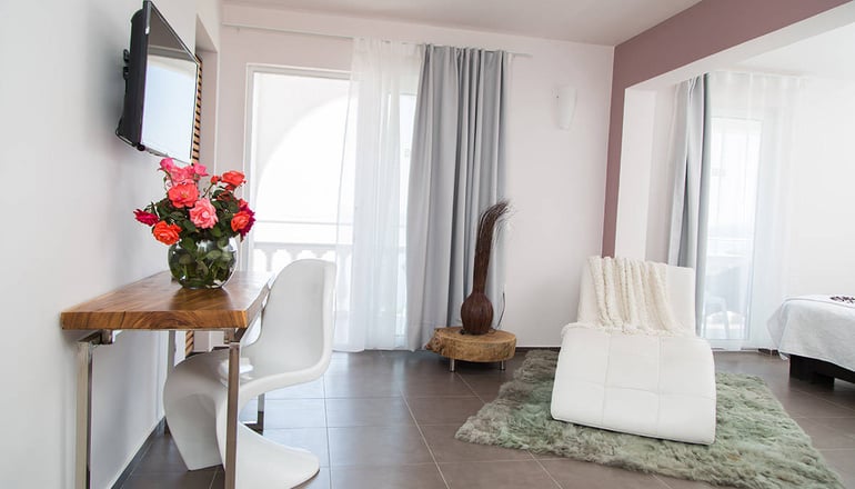 Pantokrator Hotel - Μπαρμπάτι, Κέρκυρα