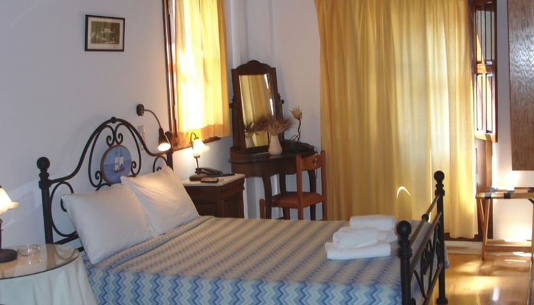 Paraliako Hotel Kyparissi