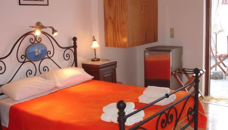 Paraliako Hotel Kyparissi