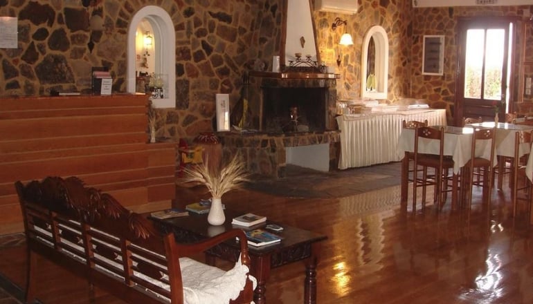 Paraliako Hotel Kyparissi