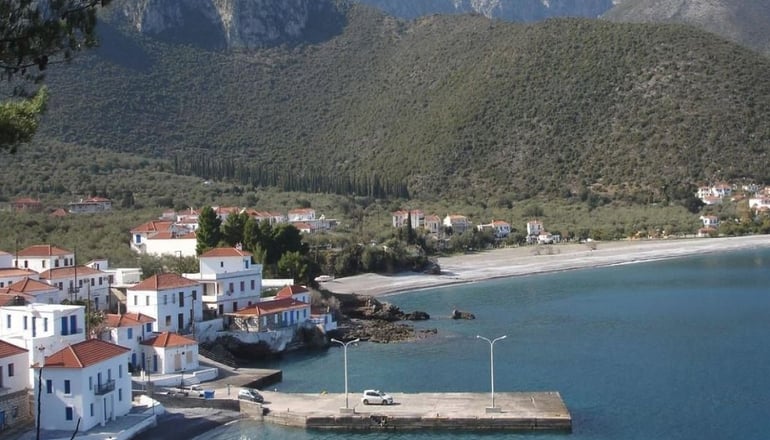 Paraliako Hotel Kyparissi