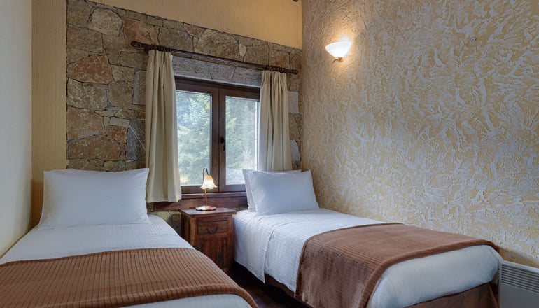 Dreamwood Chalet by Bill & John Apartments & Villas