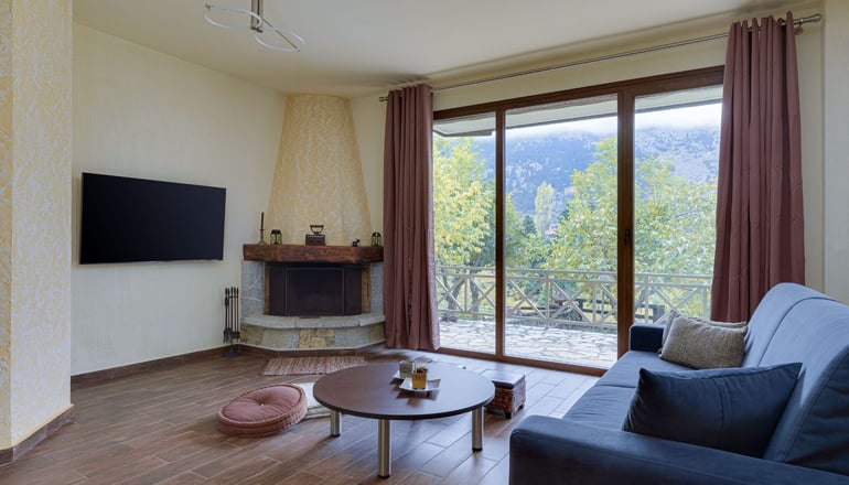 Dreamwood Chalet by Bill & John Apartments & Villas