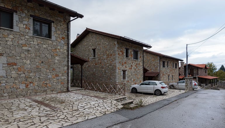 Dreamwood Chalet by Bill & John Apartments & Villas